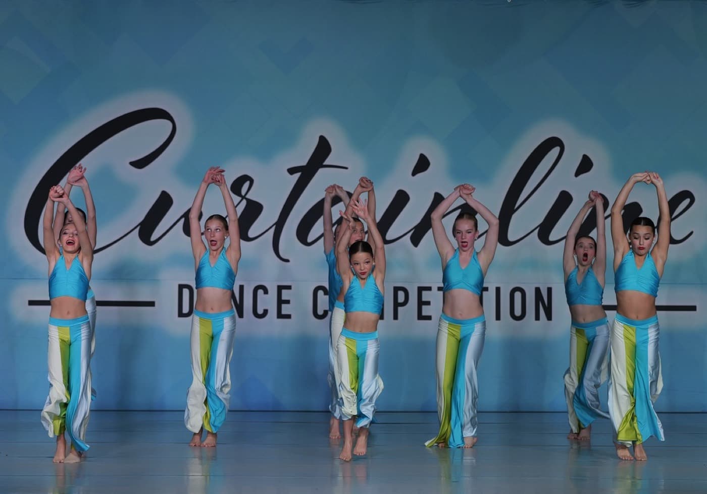 Curtainline Dance, image 3