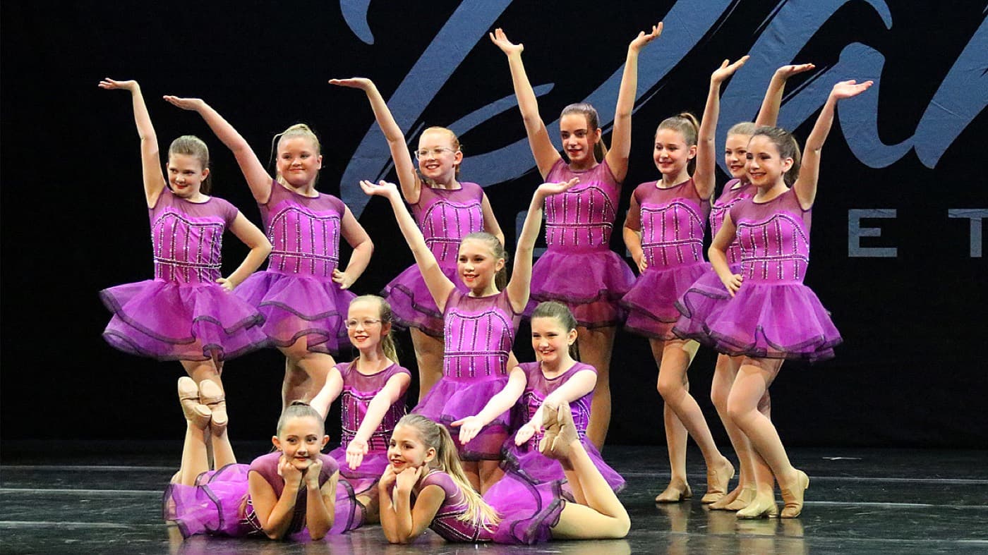Epic Dance, image 2