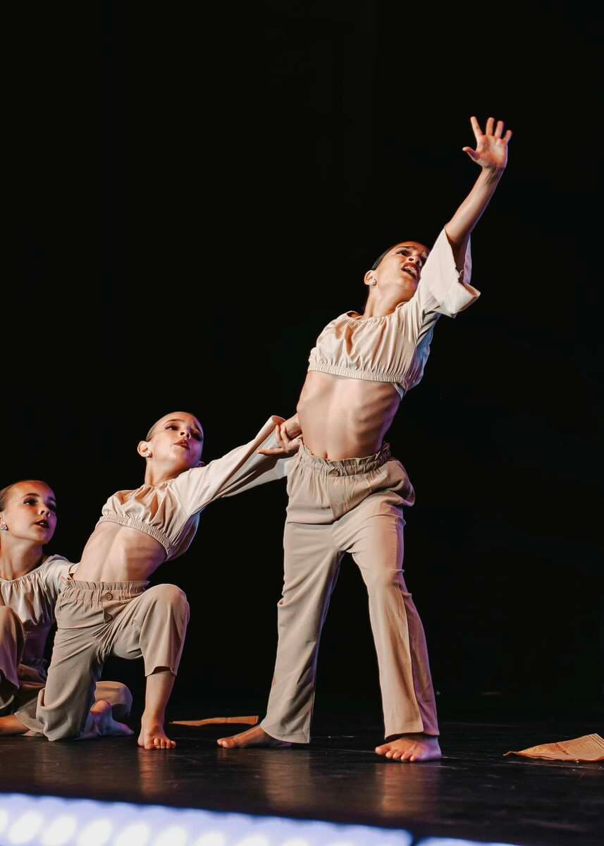 Journey Dance Competition, image 2