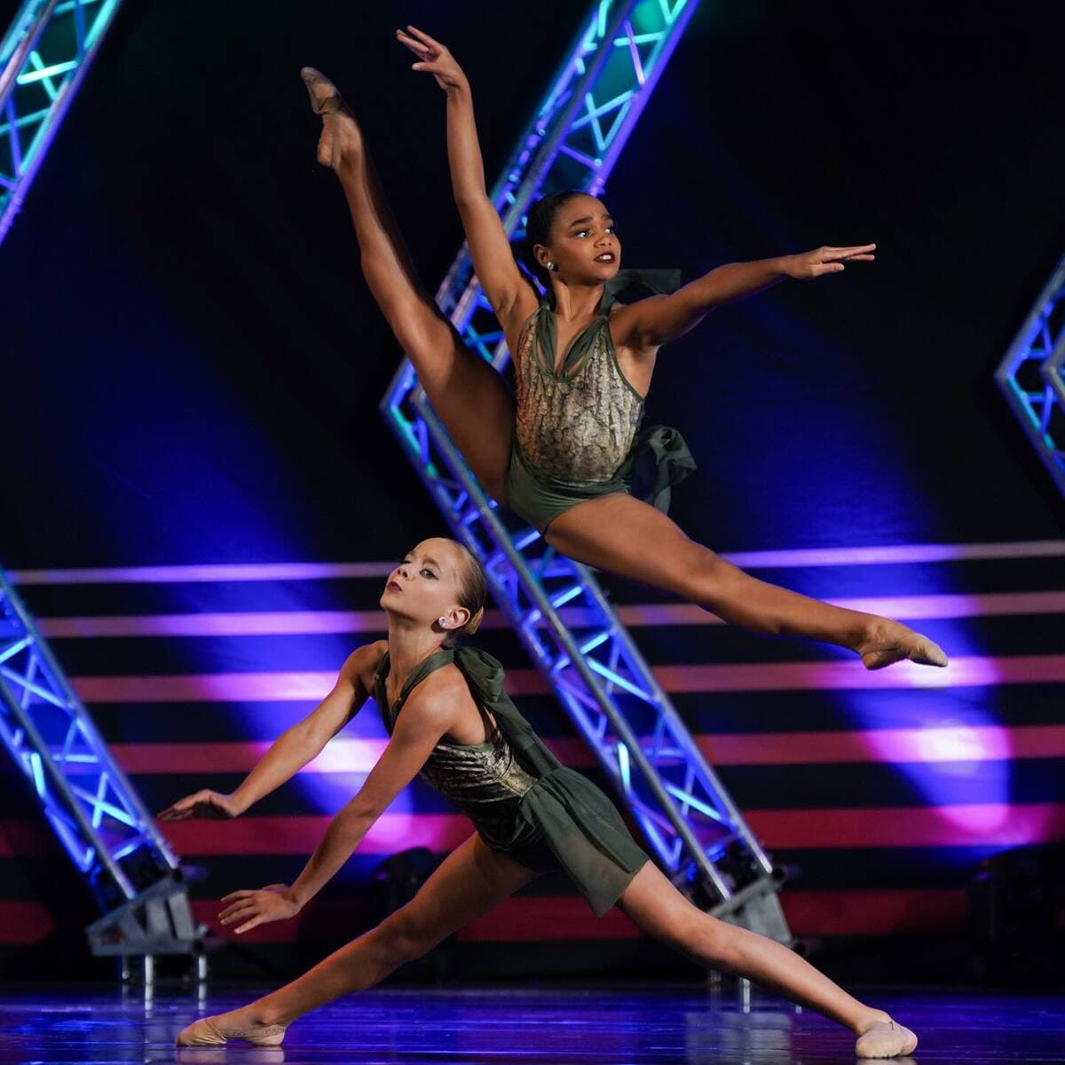 Jump Dance Convention, image 4