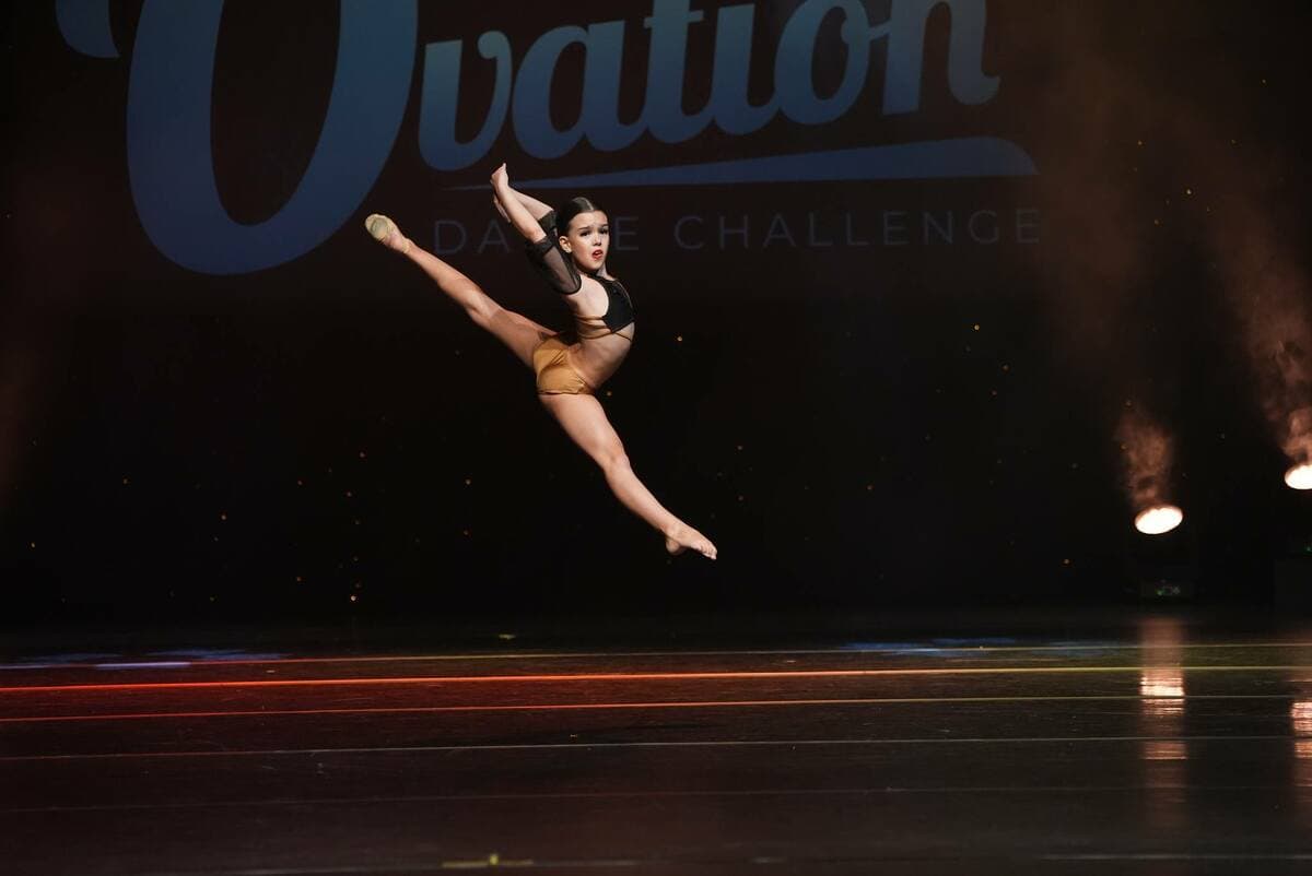 Ovation Dance Challenge, image 3