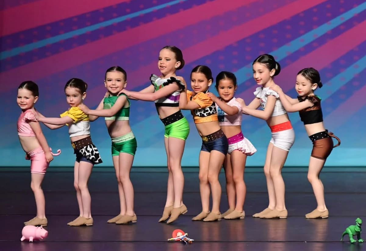 Revolution National Talent Competition, image 2
