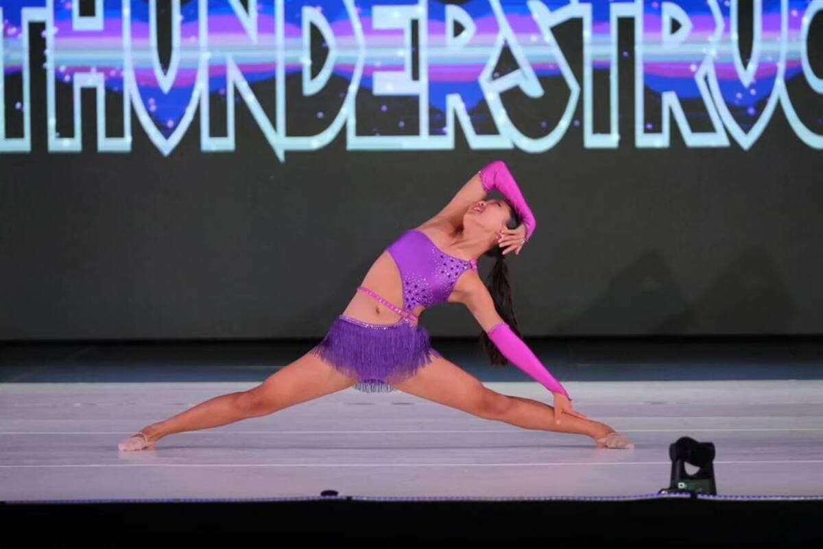 Thunderstruck Dance Competition, image 7