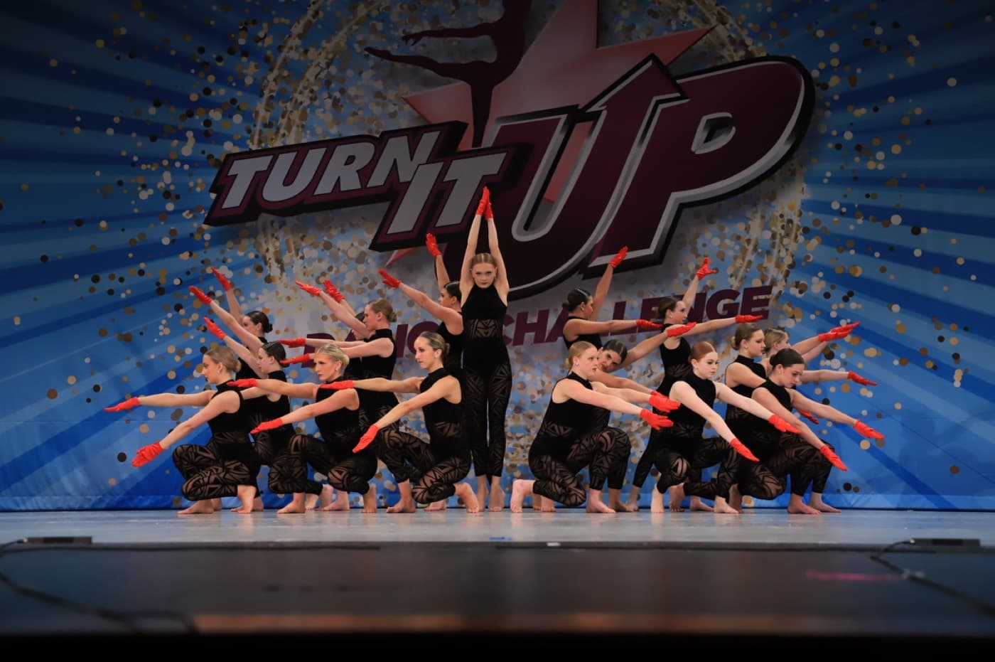 Turn It Up Dance Challenge, image 5