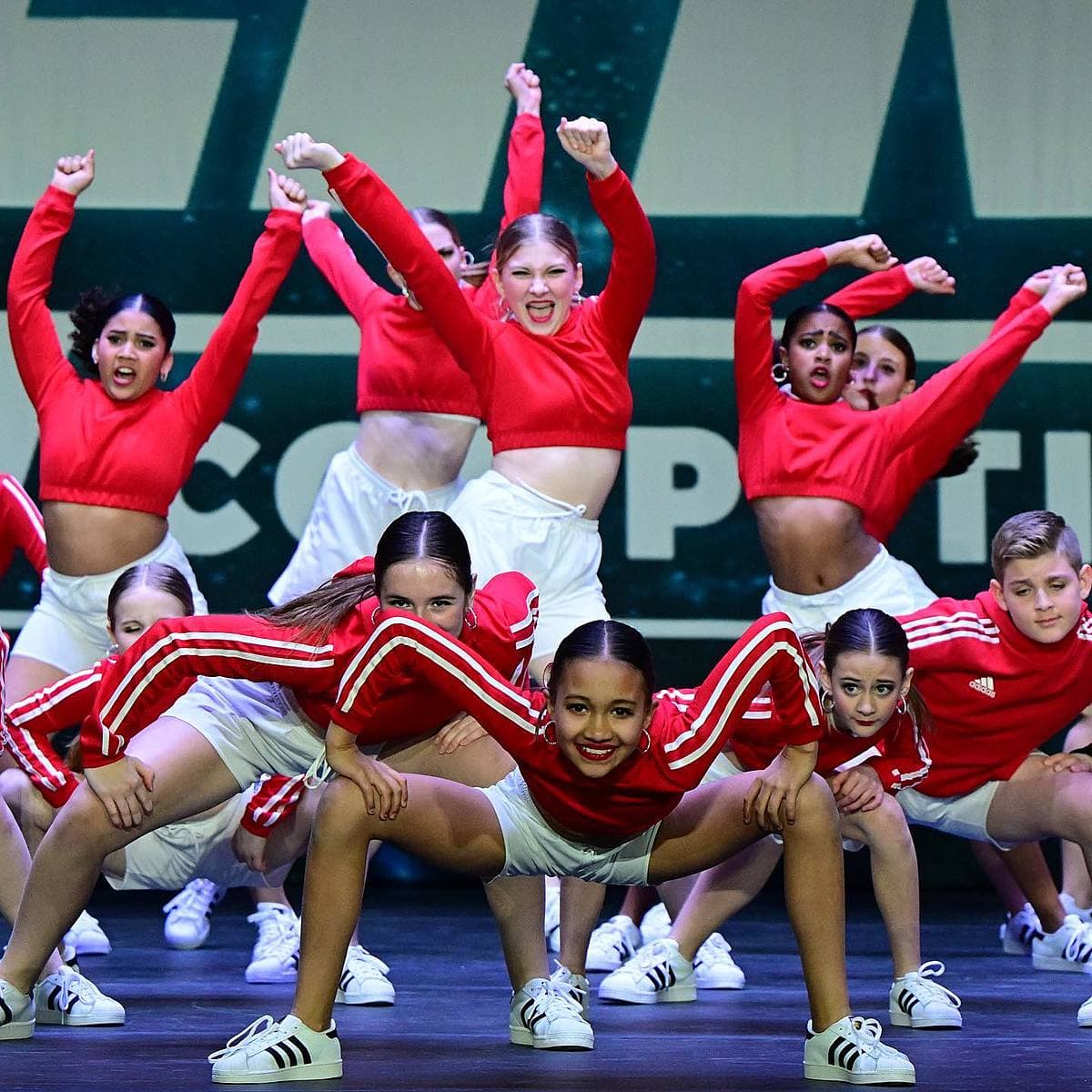 Ultra Dance Tour, image 8